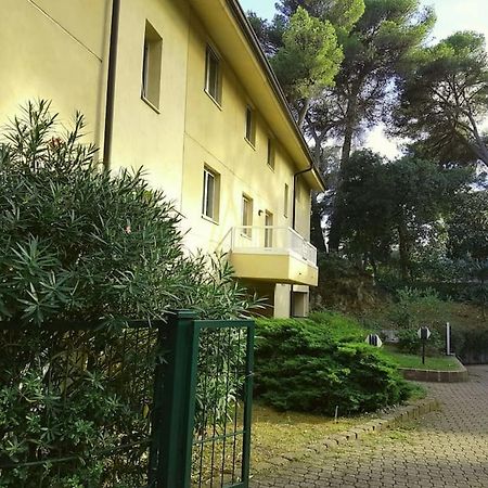 Beautiful studio close to beach private parking Villeneuve-Loubet Esterno foto