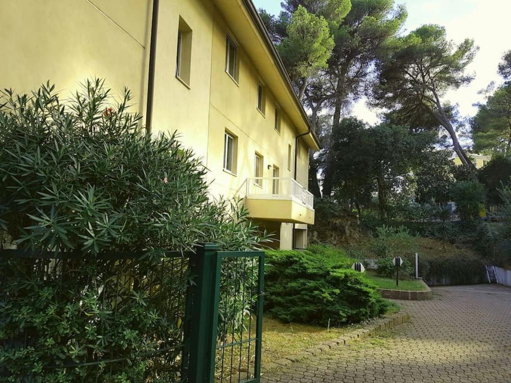 Beautiful studio close to beach private parking Villeneuve-Loubet Esterno foto